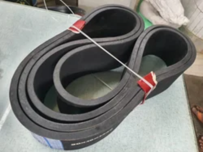 Reinforced Caterpillar Belts